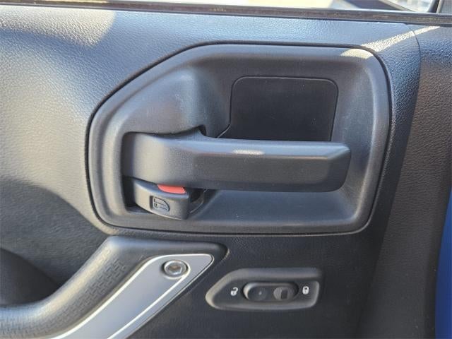 2015 Jeep Wrangler 4WD 2dr Sahara