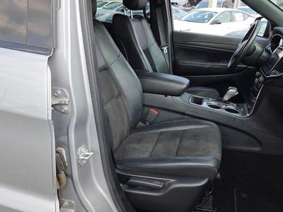 2020 Jeep Grand Cherokee Altitude 4x2