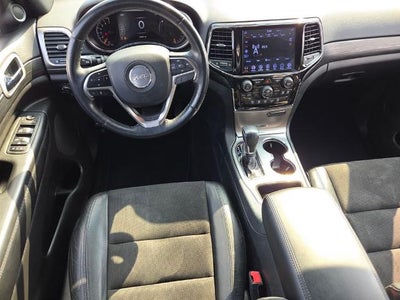 2020 Jeep Grand Cherokee Altitude 4x2