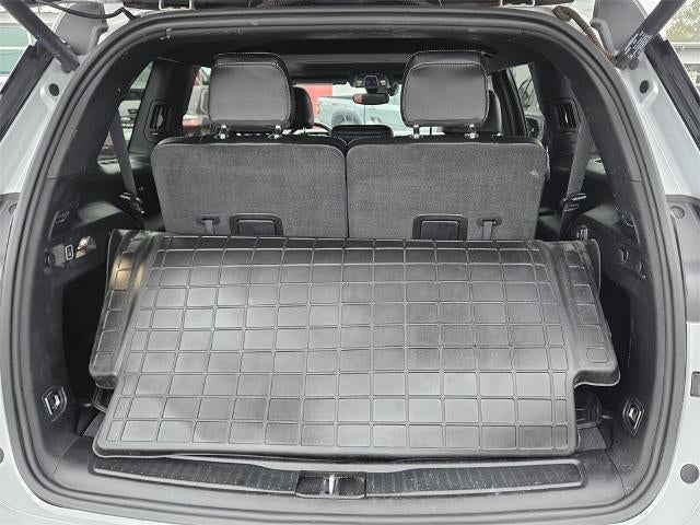 2022 Jeep Grand Cherokee L Altitude 4x4