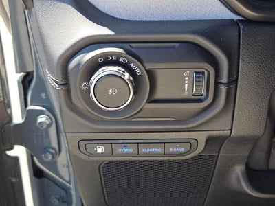 2025 Jeep Wrangler 4xe Sahara 4x4