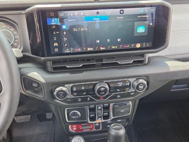 2024 Jeep Gladiator Willys 4x4