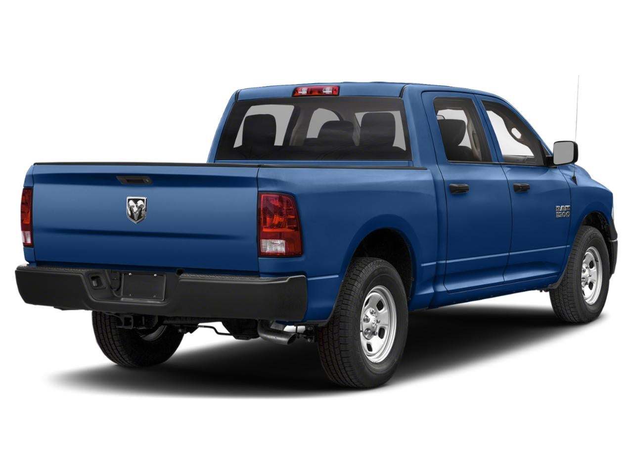 2019 RAM 1500 Classic Express 4x2 Crew Cab 5'7" Box