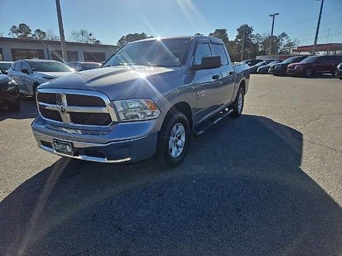 2022 RAM 1500 Classic SLT 4x2 Crew Cab 5'7" Box