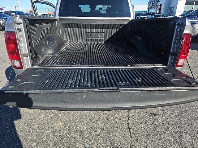 2022 RAM 1500 Classic SLT 4x2 Crew Cab 5'7" Box