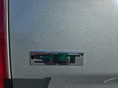 2022 RAM 1500 Classic SLT 4x2 Crew Cab 5'7" Box