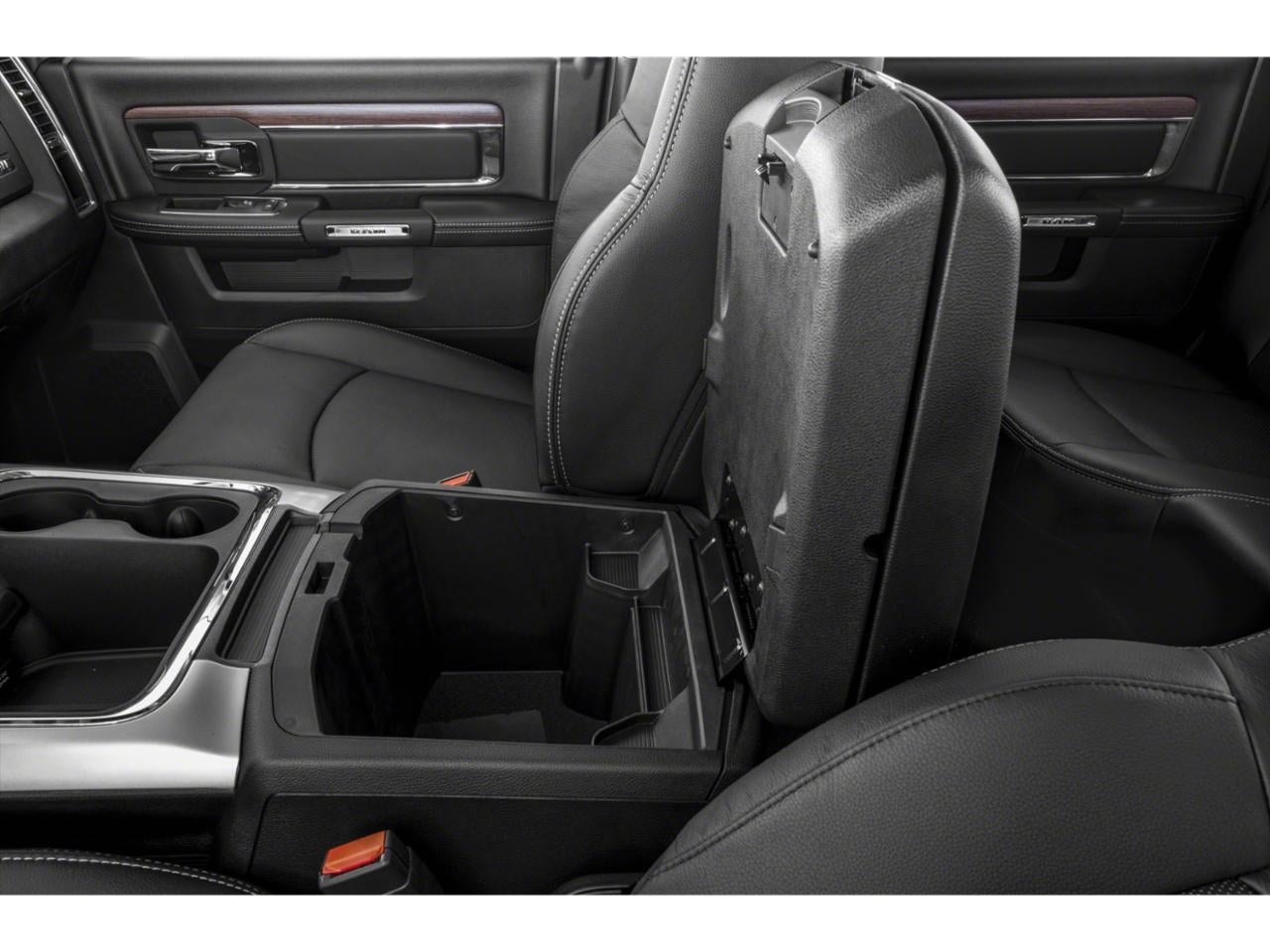 2015 RAM 1500 4WD Crew Cab 6.4 Ft Box Laramie