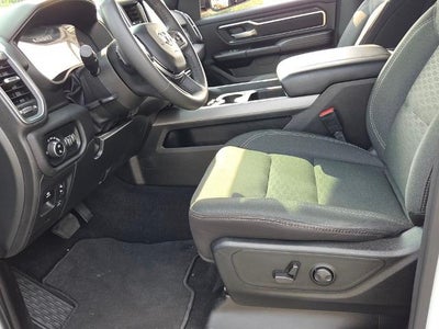 2025 RAM 1500 Big Horn 4x4 Crew Cab 5'7" Box