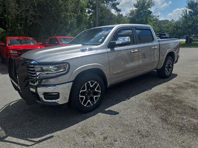 2025 RAM 1500 Laramie 4x4 Crew Cab 5'7" Box