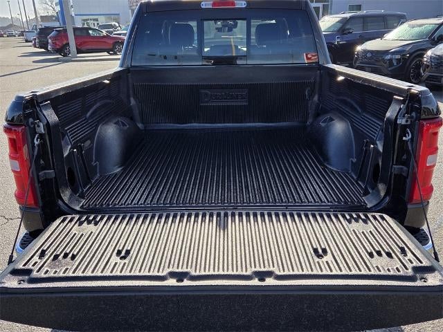 2025 RAM 1500 Laramie 4x4 Crew Cab 5'7" Box