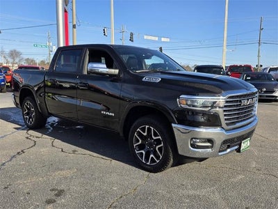 2025 RAM 1500 Laramie 4x4 Crew Cab 5'7" Box