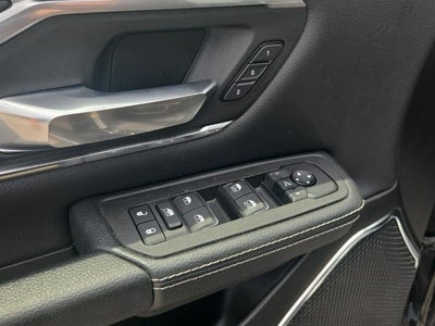 2025 RAM 1500 Laramie 4x4 Crew Cab 5'7" Box