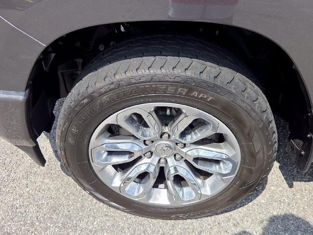 2023 RAM 1500 Laramie 4x4 Crew Cab 5'7" Box