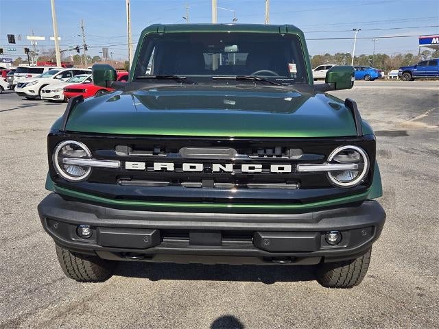 2025 Ford Bronco Outer Banks 4 Door 4x4