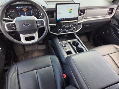 2024 Ford Expedition Max XLT 4x2