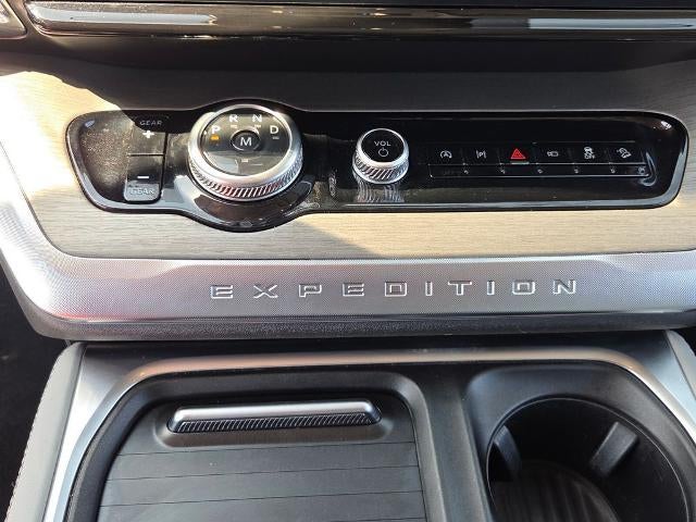 2025 Ford Expedition Max Platinum 4x4