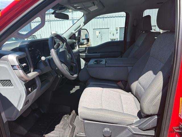 2025 Ford Super Duty F-250 SRW XL 4WD Crew Cab 6.75' Box