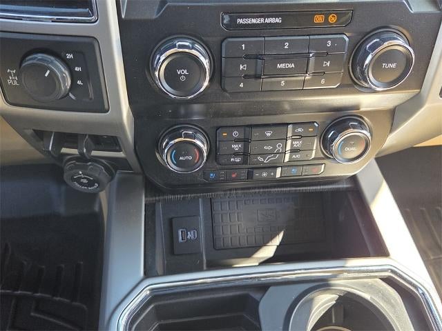 2021 Ford Super Duty F-250 SRW LARIAT 4WD Crew Cab 6.75' Box