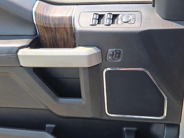 2018 Ford F-150 LARIAT 4WD SuperCrew 5.5' Box