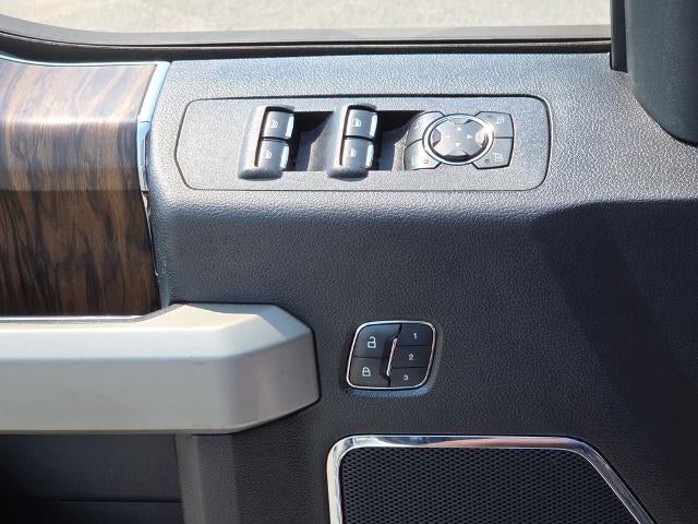 2018 Ford F-150 LARIAT 4WD SuperCrew 5.5' Box