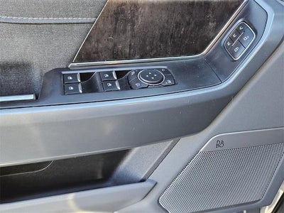 2023 Ford F-150 LARIAT 4WD SuperCrew 5.5' Box