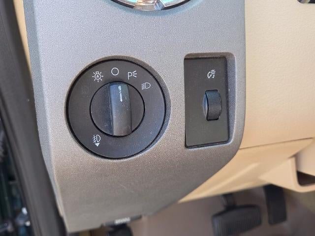 2008 Ford Super Duty F-250 SRW 4WD Crew Cab 6-3/4 Ft Box King Ranch