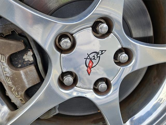 2004 Chevrolet Corvette Base
