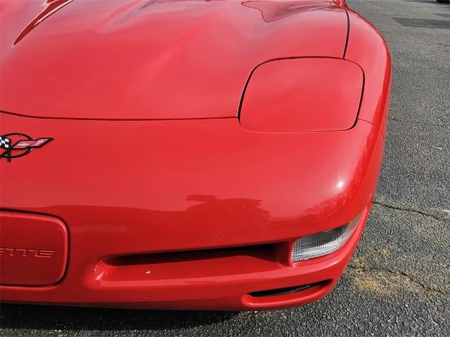 2004 Chevrolet Corvette Base