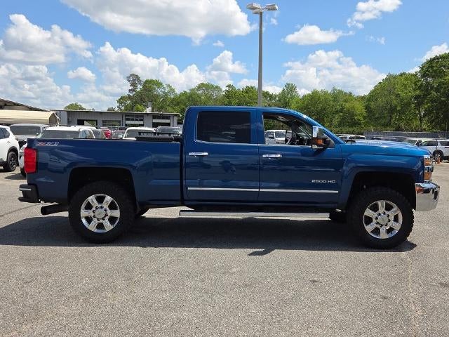 2017 Chevrolet Silverado 2500 HD Crew Cab Standard Box 4-Wheel Drive LTZ