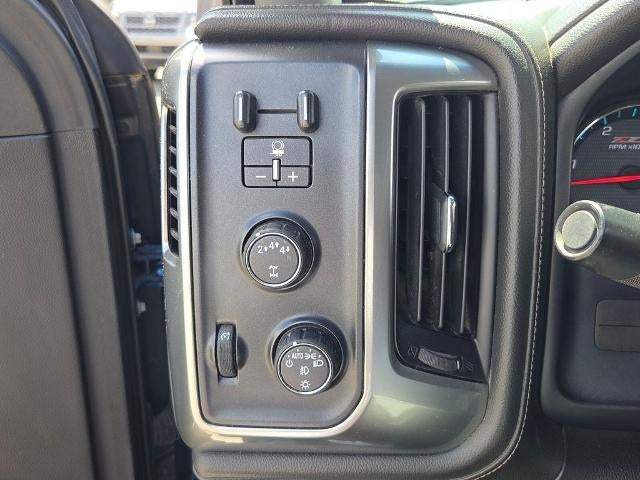 2017 Chevrolet Silverado 2500 HD Crew Cab Standard Box 4-Wheel Drive LTZ