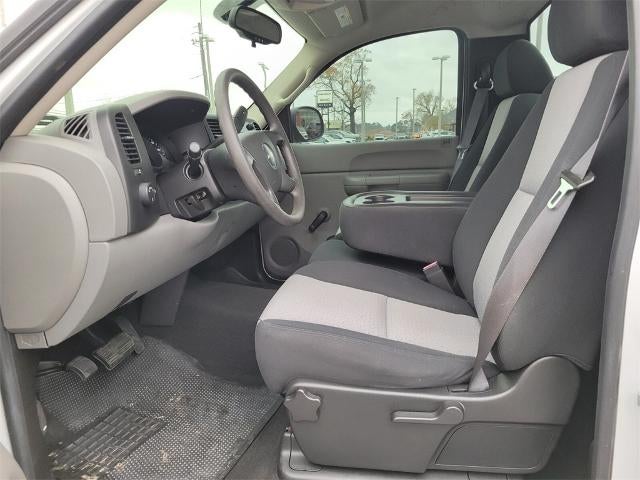 2007 Chevrolet Silverado 1500 2WD Regular Cab Standard Box Work Truck