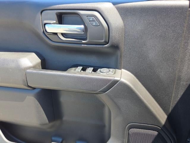 2025 Chevrolet Silverado 1500 Crew Cab Short Box 2-Wheel Drive Custom