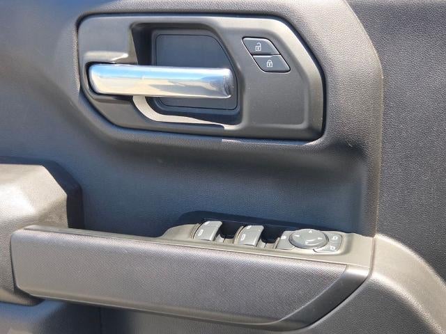 2025 Chevrolet Silverado 1500 Crew Cab Short Box 2-Wheel Drive Custom