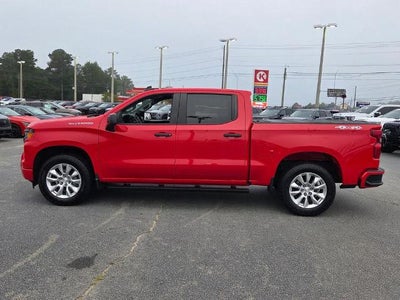 2022 Chevrolet Silverado 1500 Crew Cab Short Box 4-Wheel Drive Custom