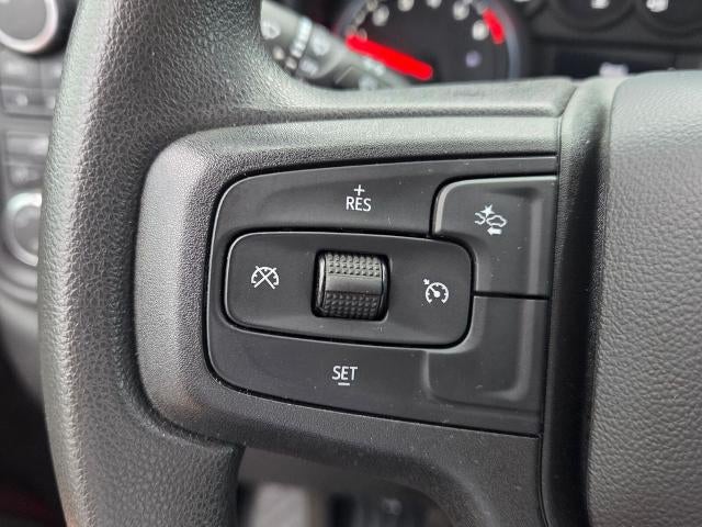 2022 Chevrolet Silverado 1500 Crew Cab Short Box 4-Wheel Drive Custom