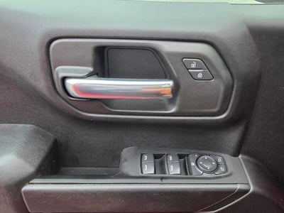 2022 Chevrolet Silverado 1500 Crew Cab Short Box 4-Wheel Drive Custom