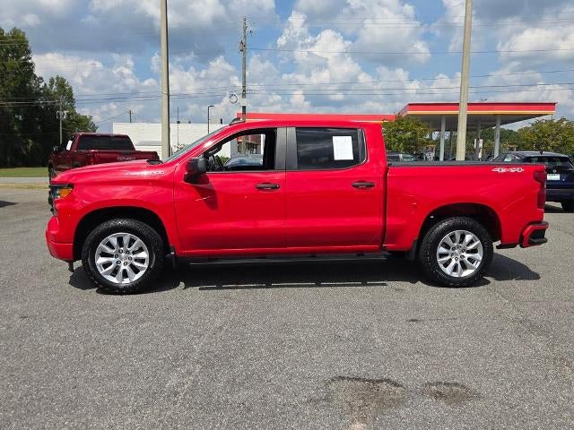 2022 Chevrolet Silverado 1500 Crew Cab Short Box 4-Wheel Drive Custom