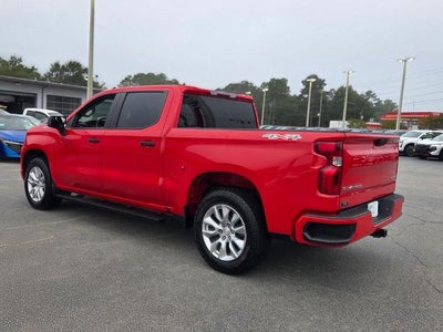2022 Chevrolet Silverado 1500 Crew Cab Short Box 4-Wheel Drive Custom