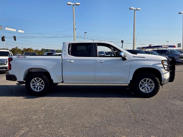 2022 Chevrolet Silverado 1500 Crew Cab Short Box 4-Wheel Drive LT 1LT