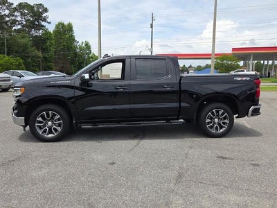 2023 Chevrolet Silverado 1500 Crew Cab Short Box 4-Wheel Drive LT 2FL