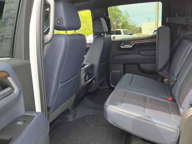 2022 Chevrolet Silverado 1500 Crew Cab Short Box 4-Wheel Drive High Country