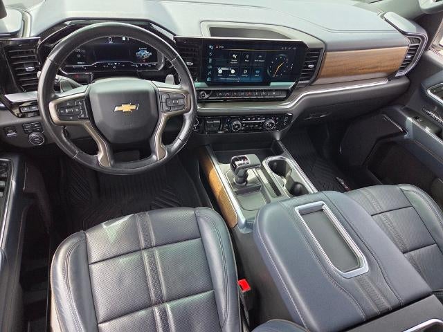 2022 Chevrolet Silverado 1500 Crew Cab Short Box 4-Wheel Drive High Country