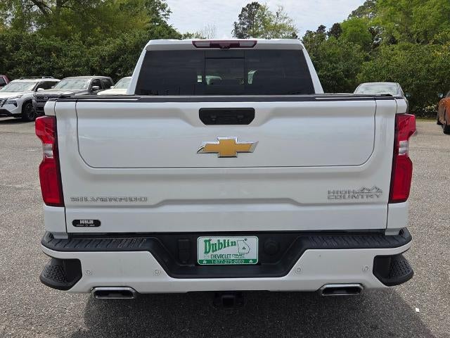 2022 Chevrolet Silverado 1500 Crew Cab Short Box 4-Wheel Drive High Country