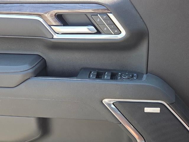 2025 Chevrolet Silverado 1500 LTZ - Photo 25
