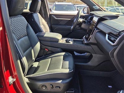 2025 GMC Acadia FWD Denali