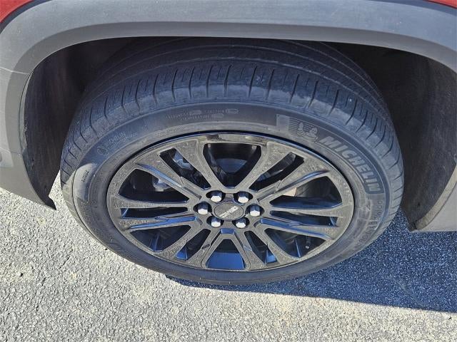 2023 GMC Acadia FWD SLE