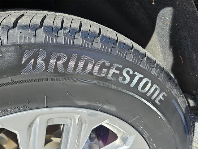 2021 GMC Yukon 2WD 4dr SLT