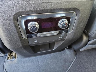 2021 GMC Yukon 2WD 4dr SLT