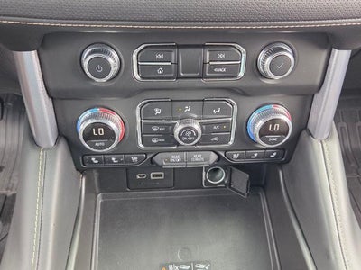 2022 GMC Yukon XL 4WD 4dr SLT