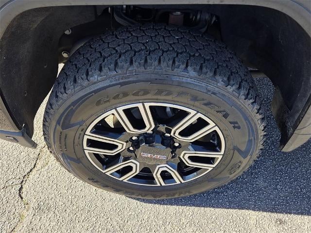 2022 GMC Sierra 2500 HD Crew Cab Standard Box 4-Wheel Drive AT4